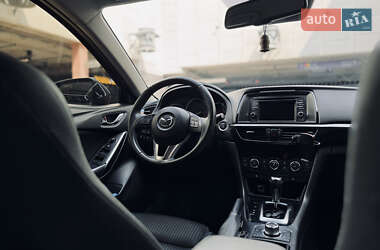 Седан Mazda 6 2014 в 