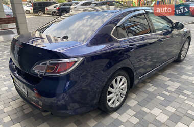 Седан Mazda 6 2011 в 