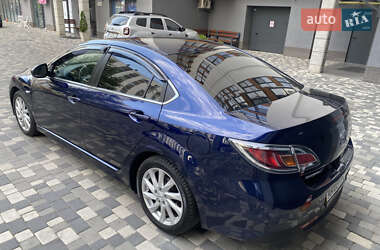 Седан Mazda 6 2011 в 