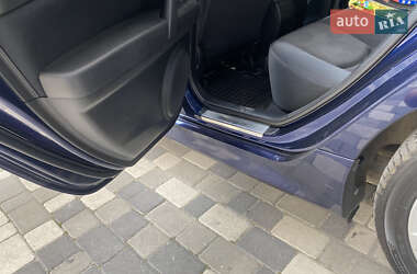 Седан Mazda 6 2011 в 