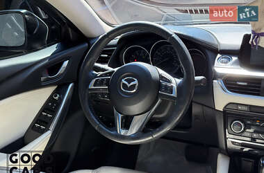 Седан Mazda 6 2015 в 