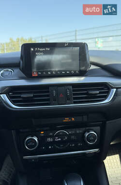 Седан Mazda 6 2016 в 
