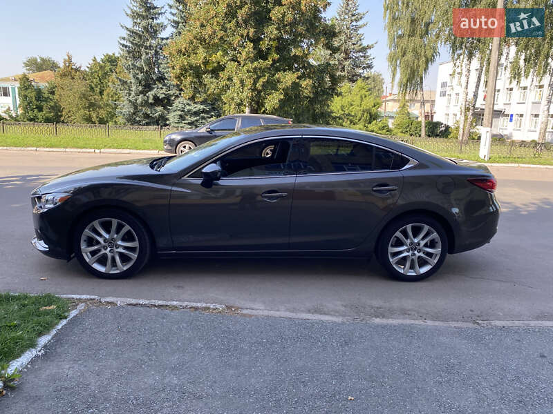 Седан Mazda 6 2015 в 