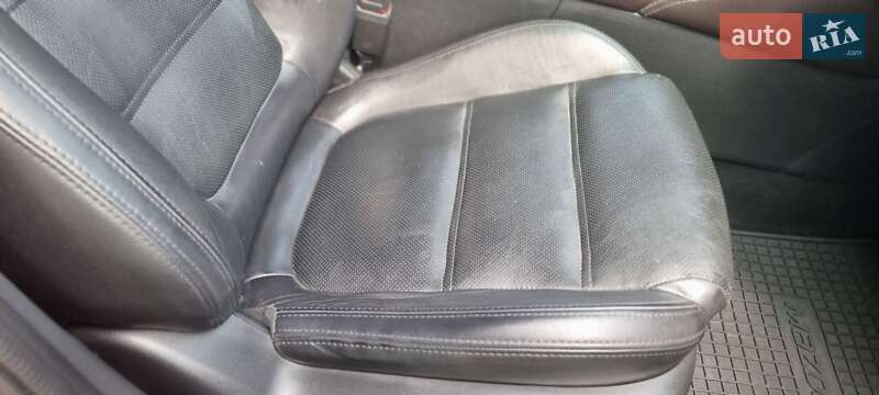 Седан Mazda 6 2015 в Мукачево