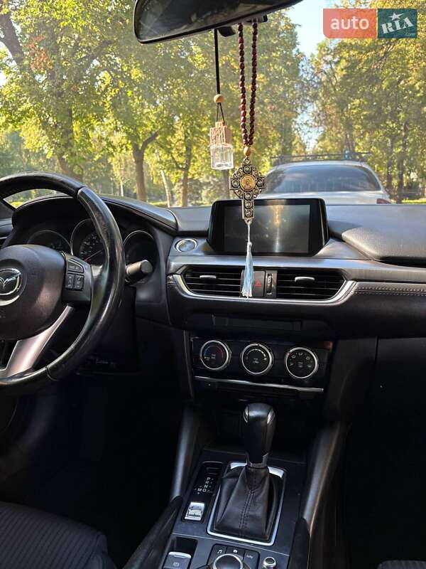 Седан Mazda 6 2015 в Кременчуге