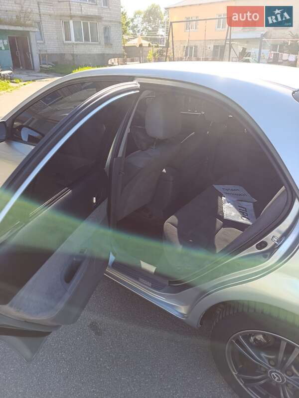 Седан Mazda 6 2002 в Димері