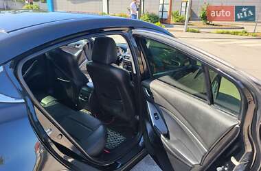 Седан Mazda 6 2017 в 