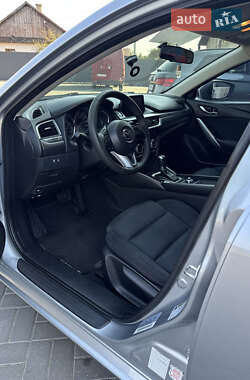 Седан Mazda 6 2016 в 