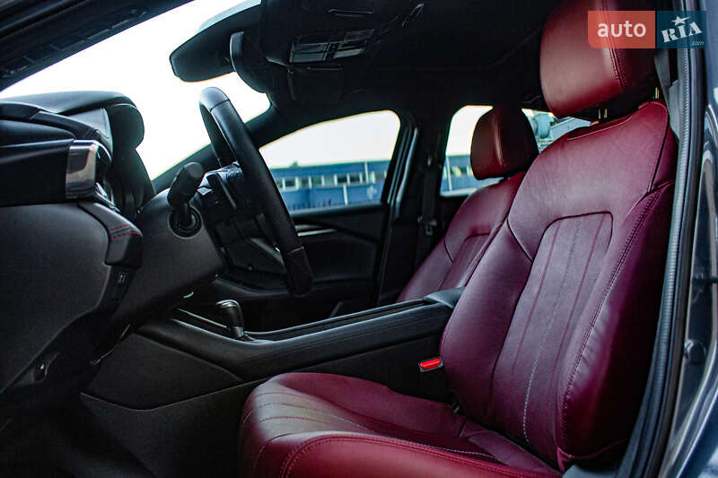 Седан Mazda 6 2020 в Киеве