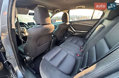 Седан Mazda 6 2016 в 