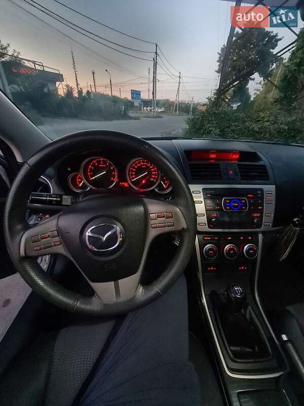 Седан Mazda 6 2008 в Сумах