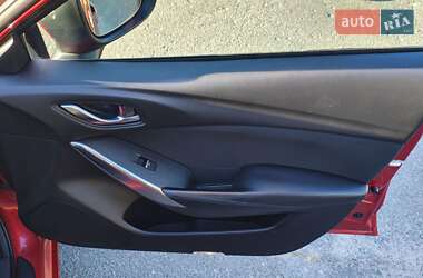 Седан Mazda 6 2017 в 