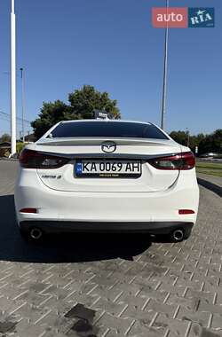 Седан Mazda 6 2015 в 