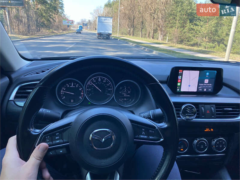 Седан Mazda 6 2017 в Каневе