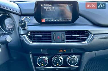 Седан Mazda 6 2016 в Киеве