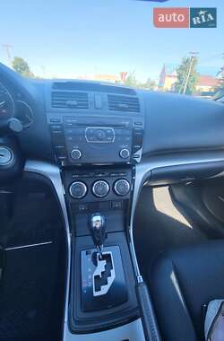 Седан Mazda 6 2011 в 