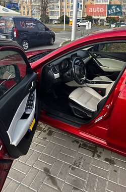 Седан Mazda 6 2015 в 
