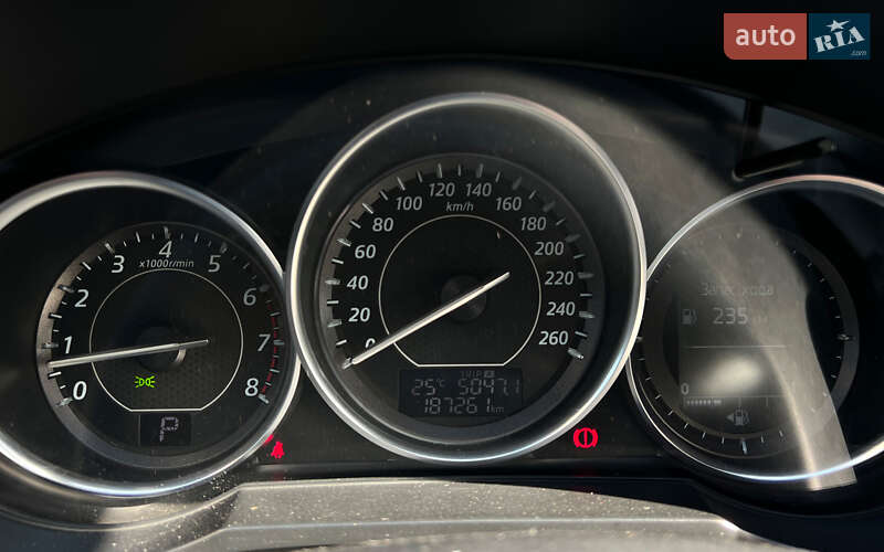 Седан Mazda 6 2012 в Львове