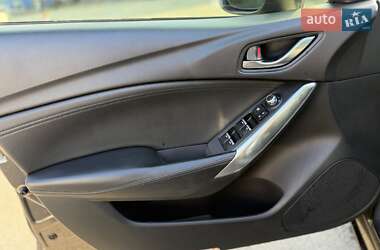 Седан Mazda 6 2016 в 