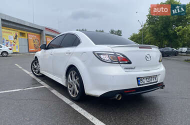 Седан Mazda 6 2011 в 