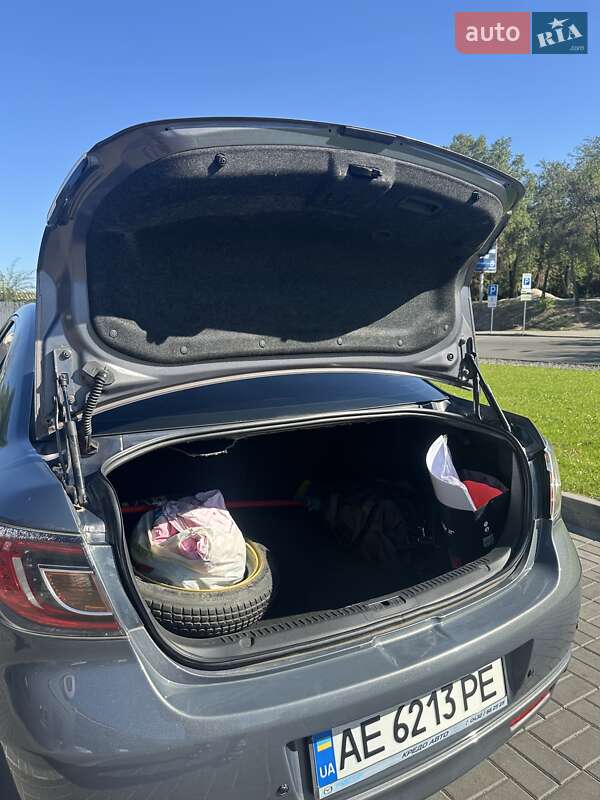 Седан Mazda 6 2008 в Днепре