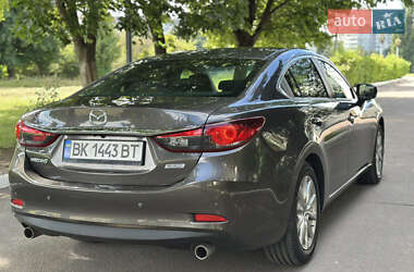 Седан Mazda 6 2016 в 