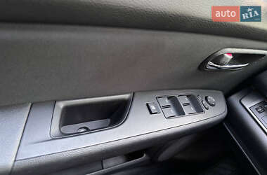 Седан Mazda 6 2010 в 
