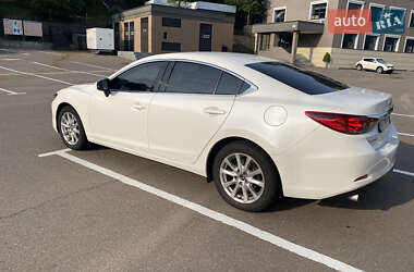 Седан Mazda 6 2012 в 