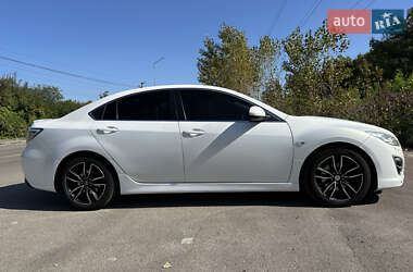 Седан Mazda 6 2011 в 