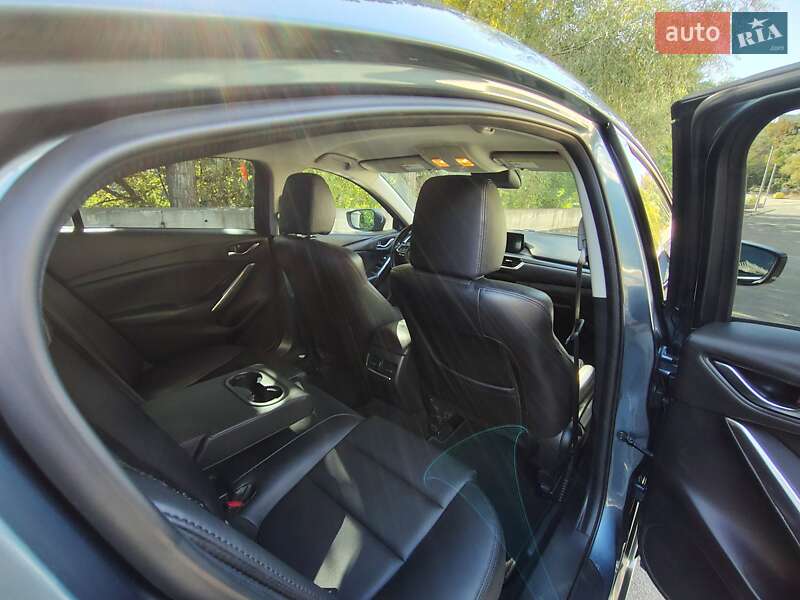Седан Mazda 6 2017 в Киеве