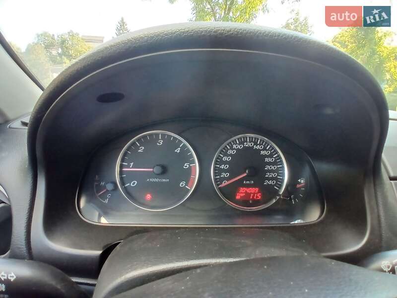 Седан Mazda 6 2002 в Львове