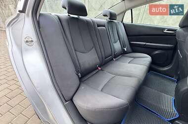 Седан Mazda 6 2011 в 