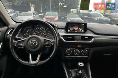 Седан Mazda 6 2017 в 