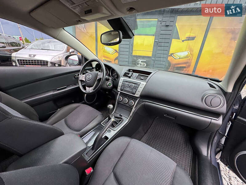 Седан Mazda 6 2008 в Стрые