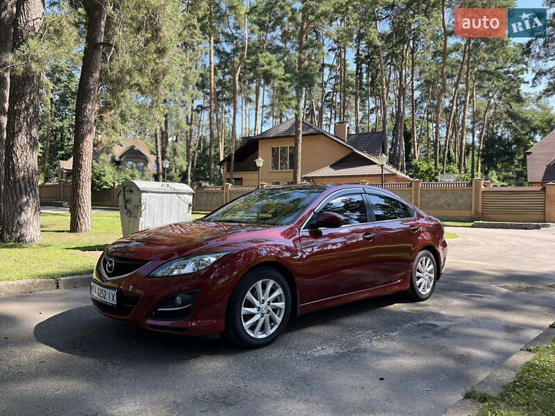 Седан Mazda 6 2011 в Чернигове