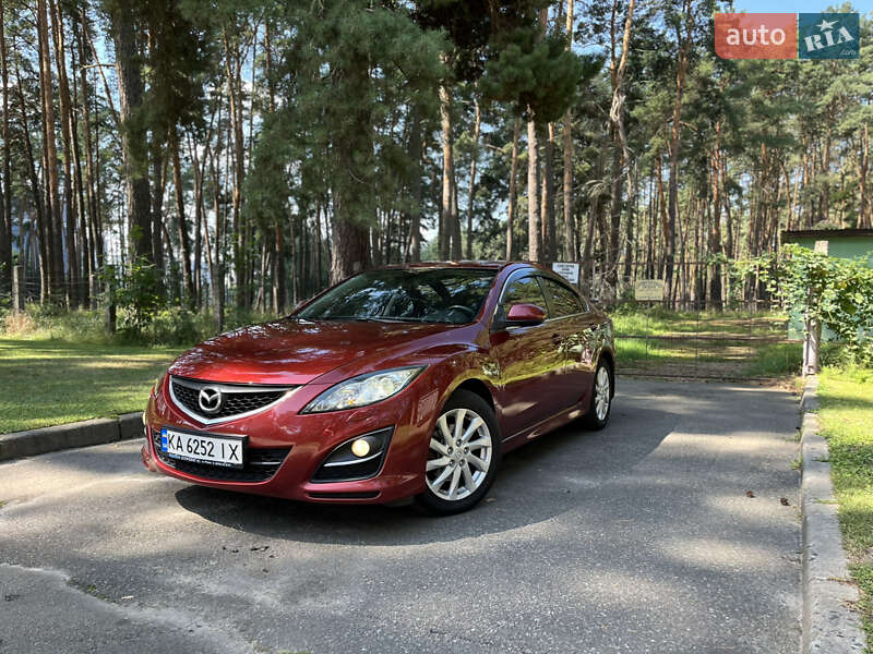 Седан Mazda 6 2011 в Чернигове