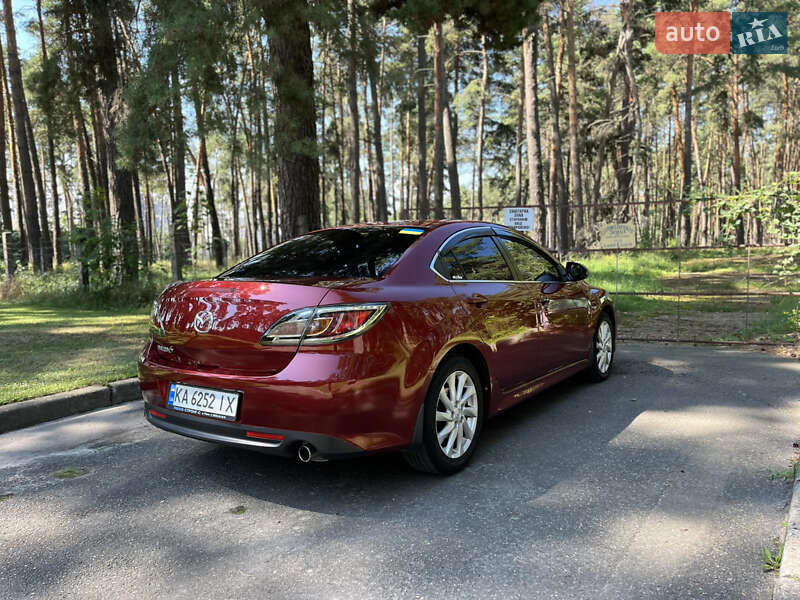 Седан Mazda 6 2011 в Чернигове