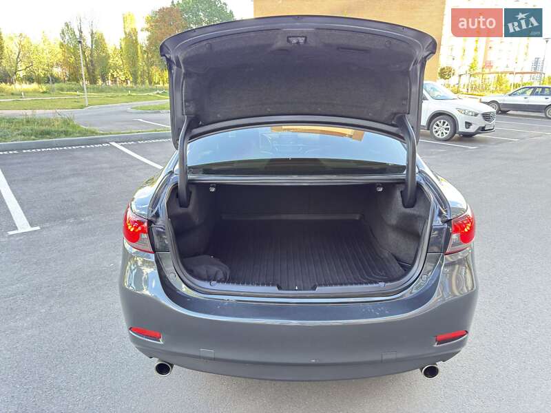 Седан Mazda 6 2016 в Чернигове