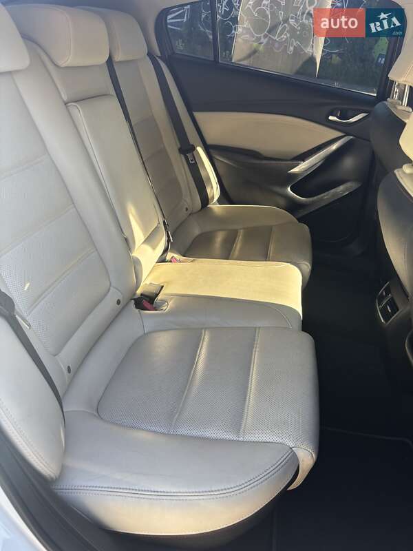 Седан Mazda 6 2013 в Луцке