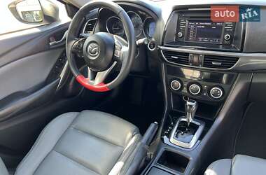 Седан Mazda 6 2013 в 