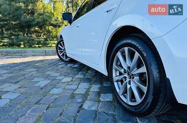 Седан Mazda 6 2016 в 