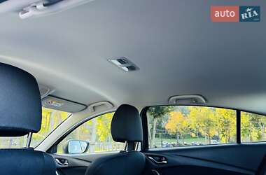 Седан Mazda 6 2016 в 