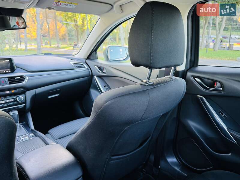Седан Mazda 6 2016 в Киеве