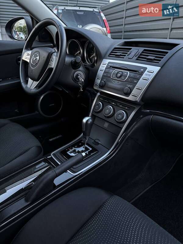 Лифтбек Mazda 6 2009 в Черкассах
