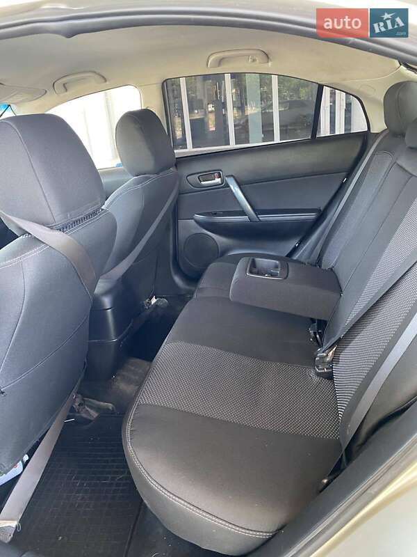Лифтбек Mazda 6 2007 в Николаеве
