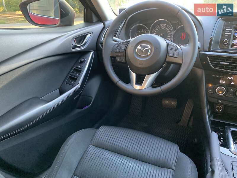 Седан Mazda 6 2014 в Одессе