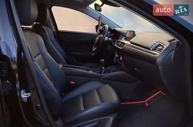 Седан Mazda 6 2017 в 