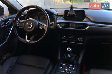 Седан Mazda 6 2017 в 