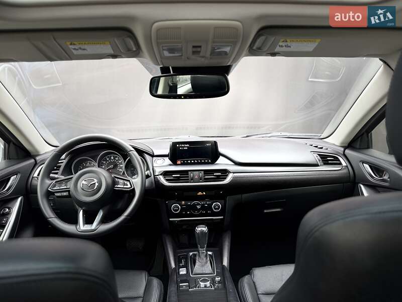 Седан Mazda 6 2017 в Львове