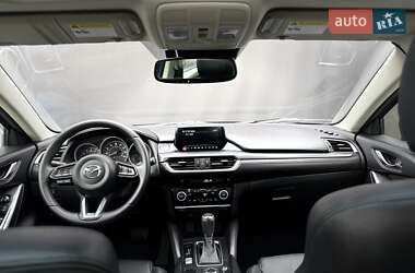 Седан Mazda 6 2017 в 